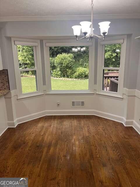 Building Photo - 871 Cedar Trce SW