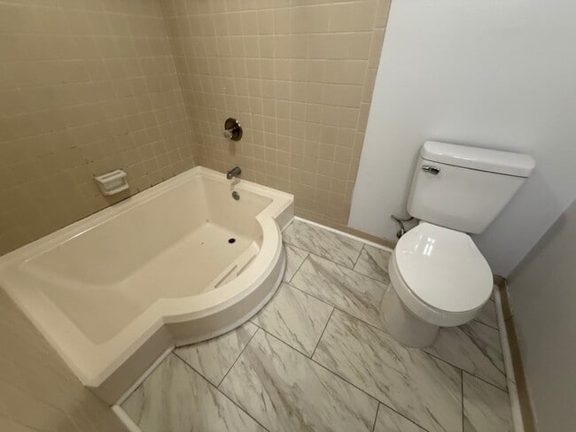 Building Photo - 3609 Juneau Rd