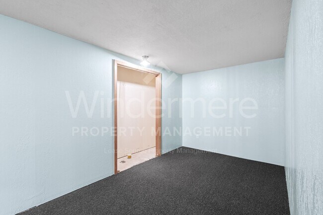 Building Photo - Beautiful 4-Bedroom Home In The South Hill With Solar Panels - Save On Utilities