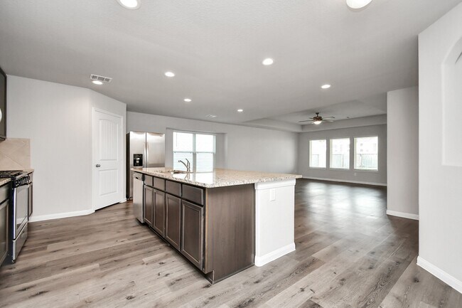 Building Photo - 24807 Bastiani Canvas Ln