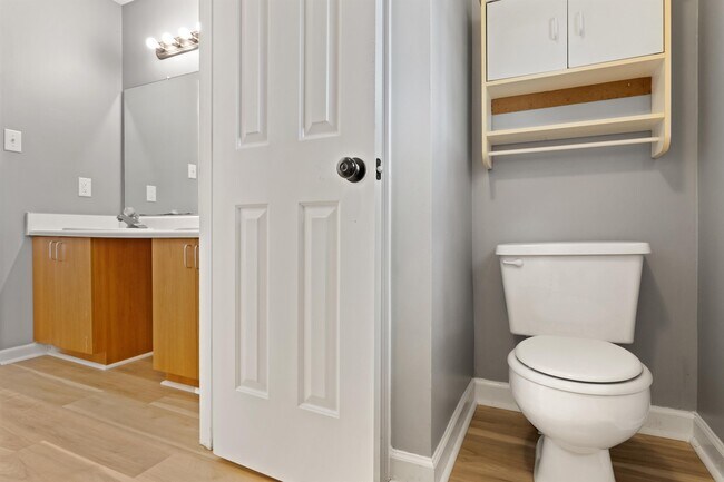 Building Photo - 918 Old Zebulon Rd