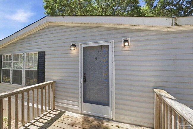 Building Photo - 1709 Woodchuck Ave