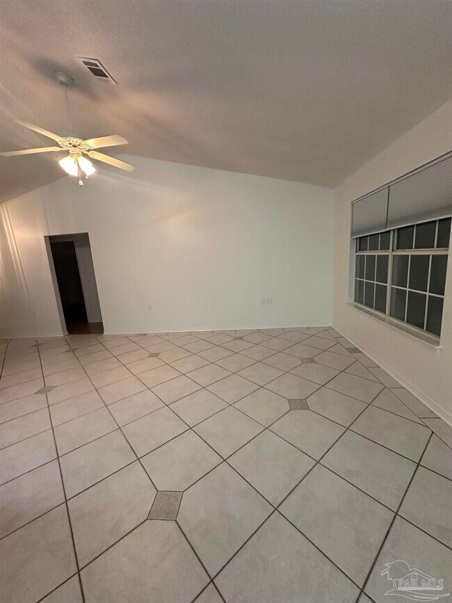 Building Photo - 808 Wickwood Cir