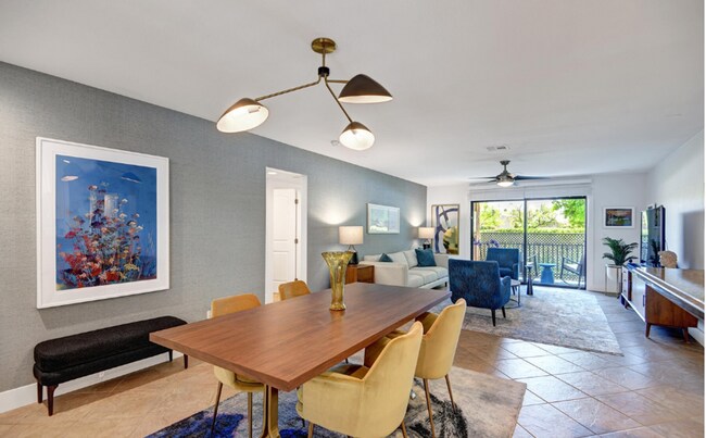 Building Photo - Serene Oasis Condo in Palm Springs