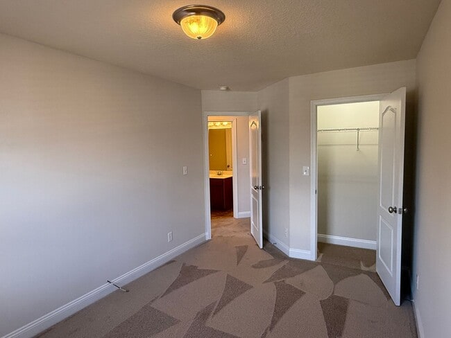 Building Photo - 7516 April Mist Trail