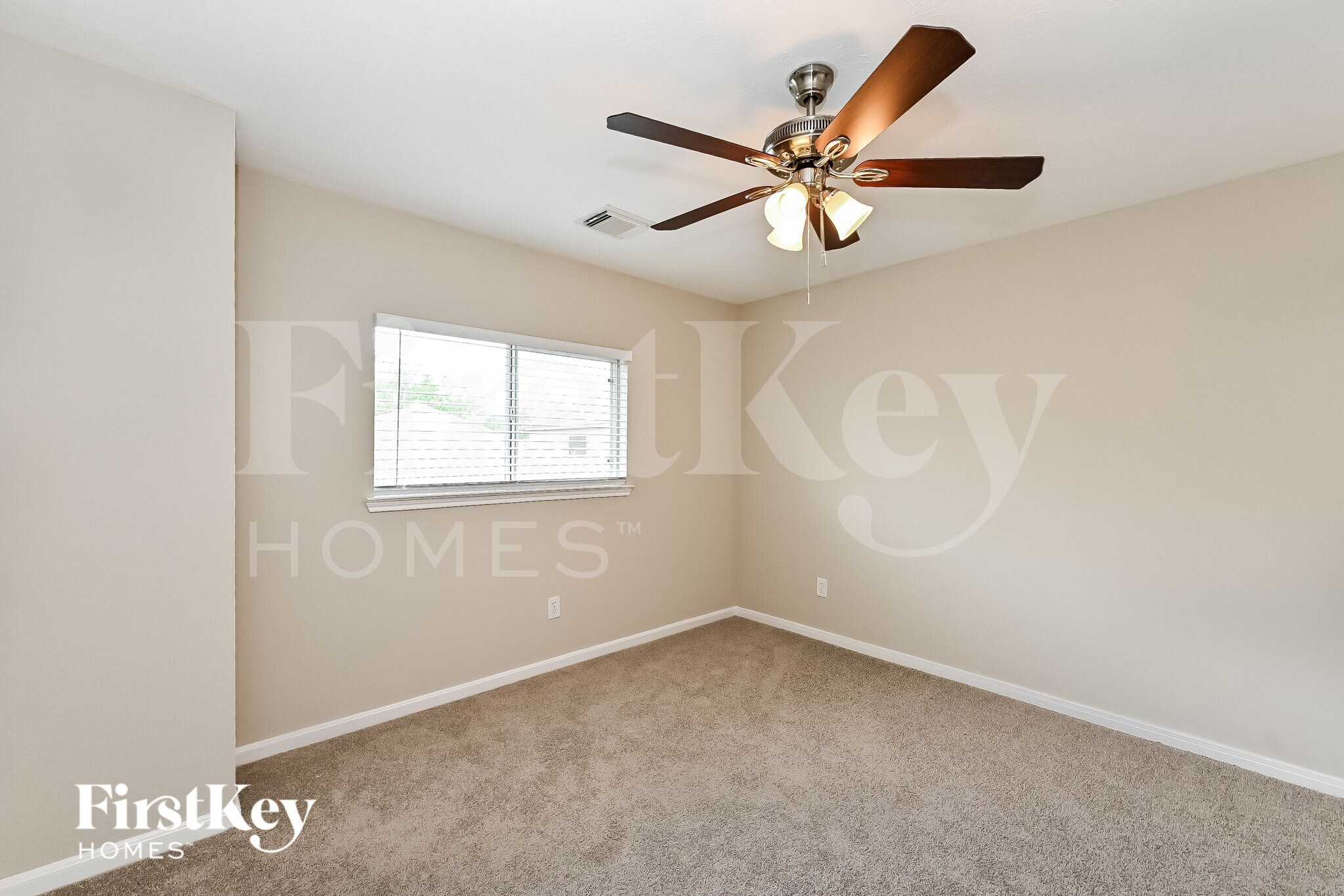 Building Photo - 12923 Palm Leaf Ct