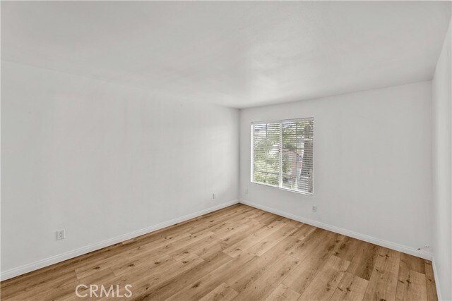 Building Photo - 5500 Owensmouth Ave