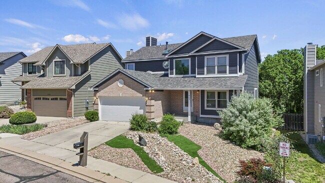 Building Photo - Spacious 5-Bedroom Home with Mountain View...