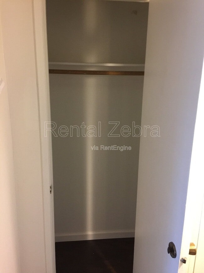 Building Photo - 1313 Floyd Ave