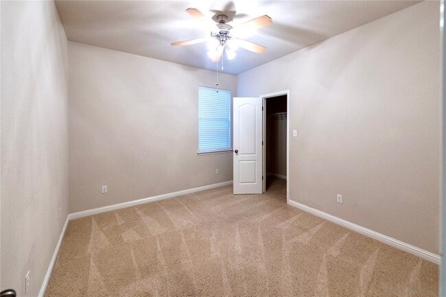 Building Photo - 205 Arrowhead Trail