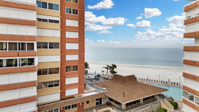 Building Photo - Spacious 2-Bedroom Waterfront Condo in Redington Shores – Long-Term Rental!