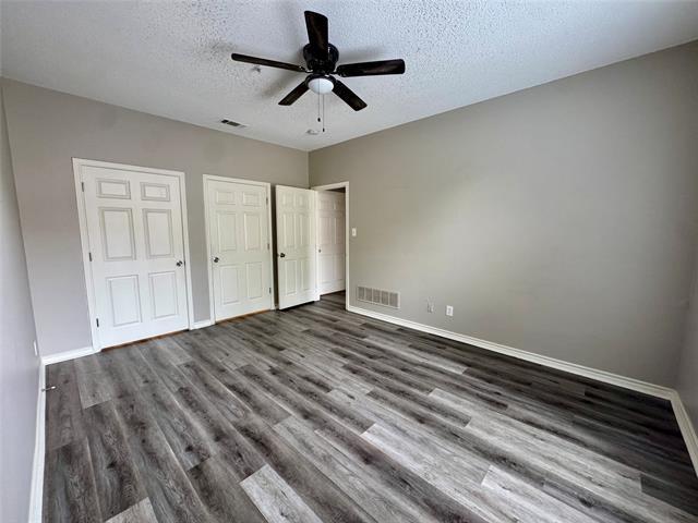 Building Photo - 3500 E Park Blvd
