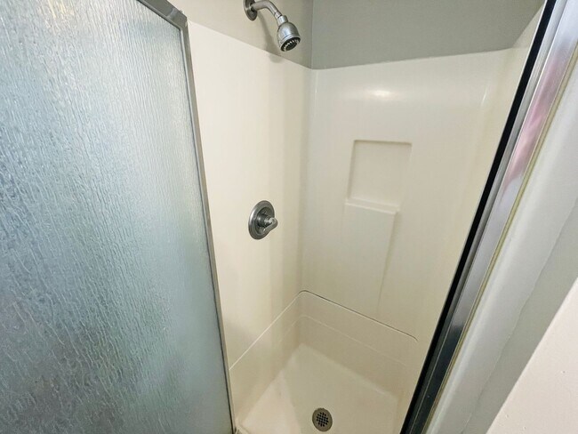 Building Photo - Studio apartment for RENT in South Lake Tahoe