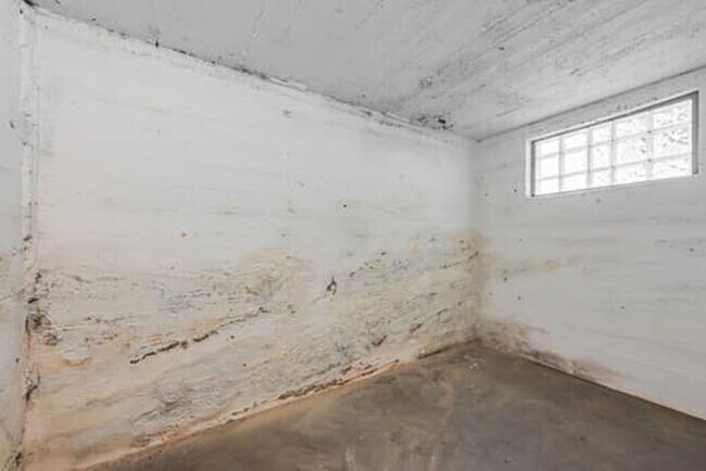 Building Photo - 1026 Schiff Ave