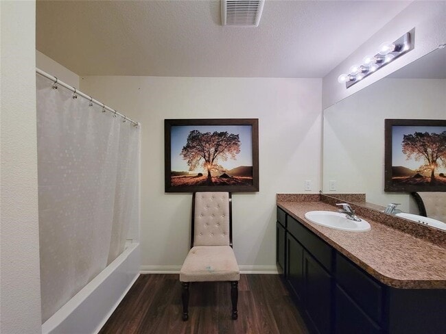 Building Photo - 17119 Sugar River