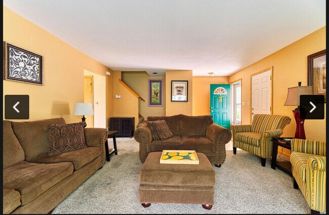 Building Photo - 1300 E Buckwood Dr