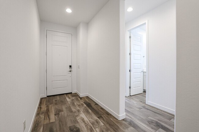 Building Photo - COMING SOON!! HOME IN TOLLESON! 4 BEDROOM 3 BATHROOMS!