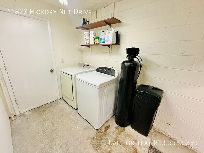 Building Photo - 11827 Hickory Nut Drive-