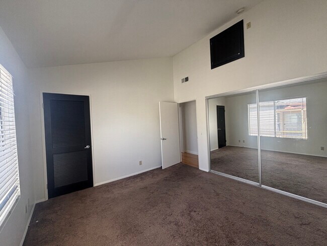 Building Photo - 3722 Sawtelle Blvd