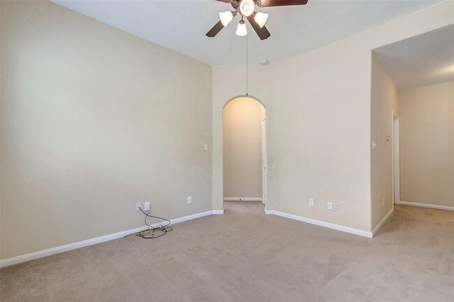 Building Photo - 16 Cheswood Manor Court