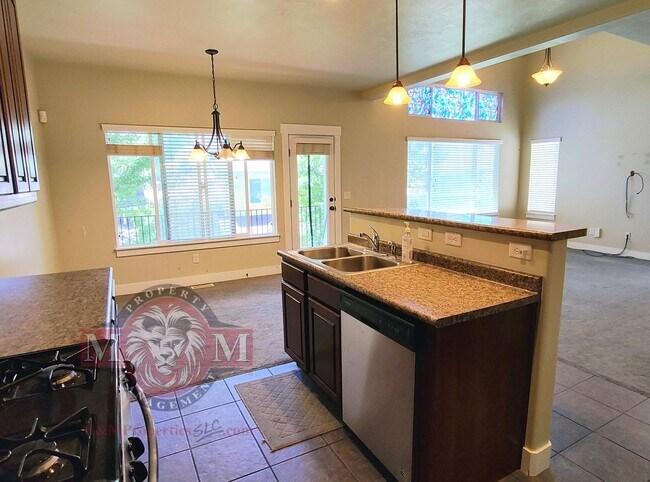 Building Photo - 9012 Quarry Stone Way