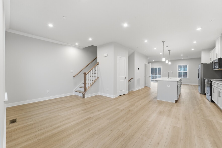 Building Photo - 343 Telluride Ln