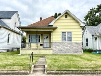 Building Photo - Modern Comfort Meets Classic Charm – 2BR H...