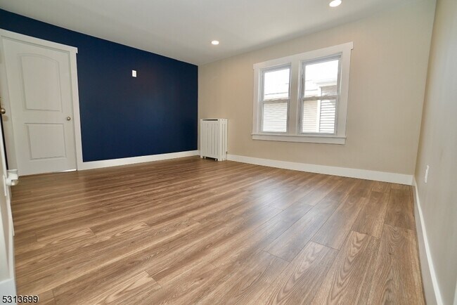 Building Photo - 26 Tappan Ave