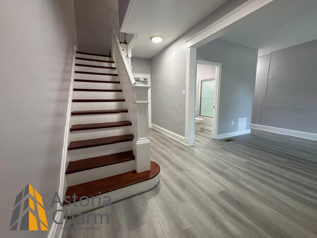 Building Photo - Updated 4 Bedroom Home in the Heart of Bal...