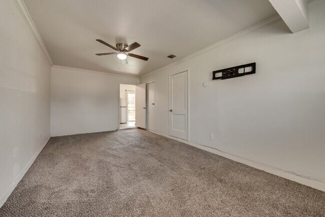 Building Photo - 7704 Woodspan Dr