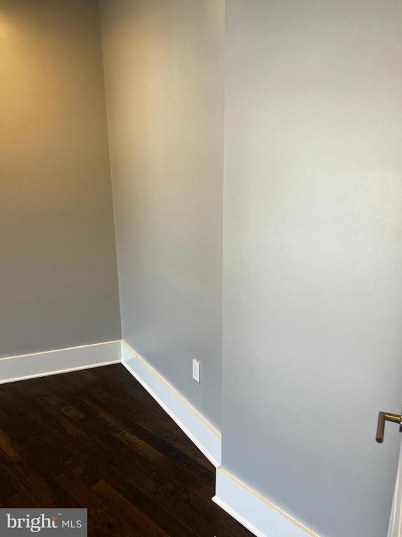 Building Photo - 1220 19th St NE
