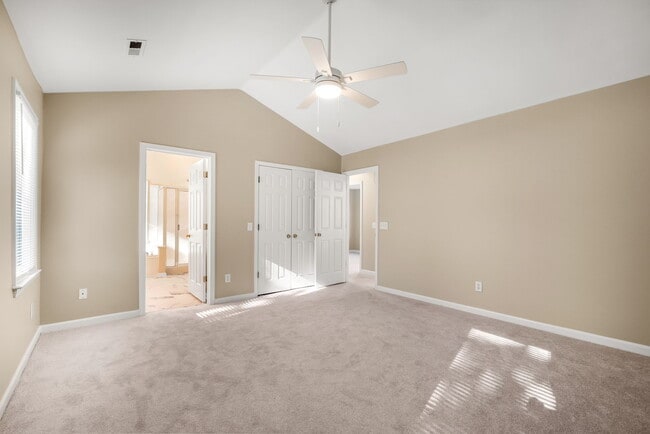 Building Photo - 9200 Brechin Dr