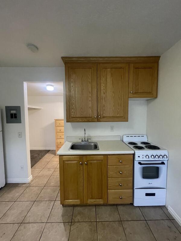 Building Photo - 1675 S State St