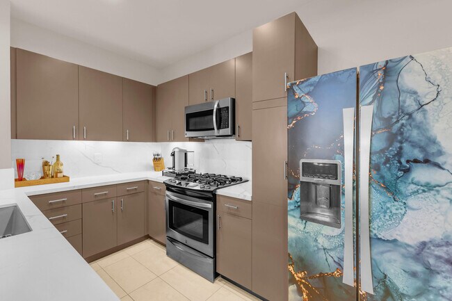 Building Photo - 3657 Quiet Side St