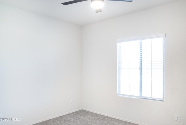 Building Photo - 43633 Yucca Ln