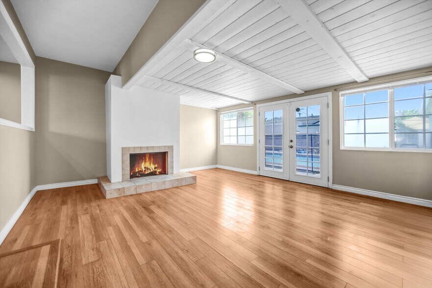 Building Photo - 17220 Elkwood St