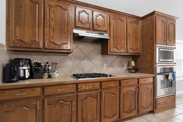 Building Photo - 15742 Bull Run Dr