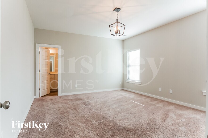 Building Photo - 187 Crossroads Cir