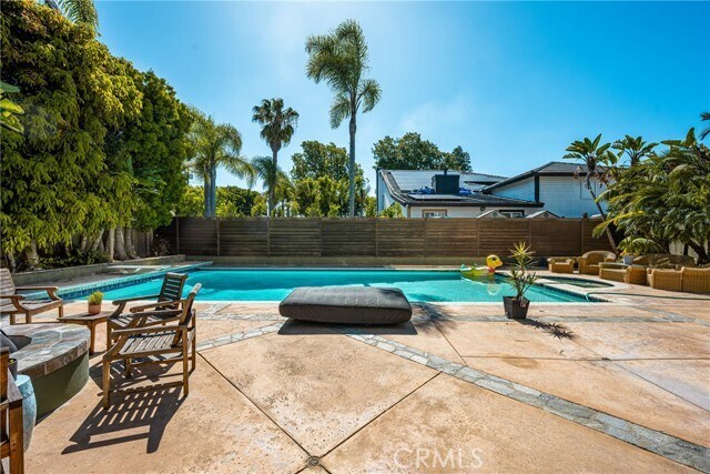 Building Photo - 2281 Orchard Dr