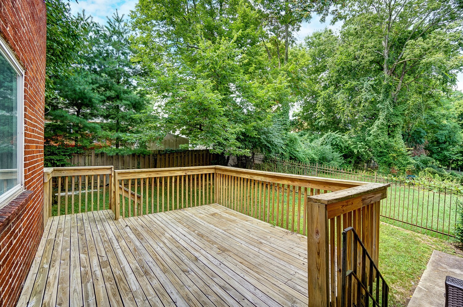 Building Photo - 531 Norway Ave