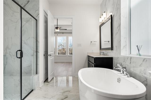 Building Photo - 1161 Rochester Pl