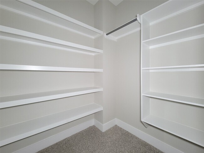 Building Photo - 8014 Huntington Spgs Ln