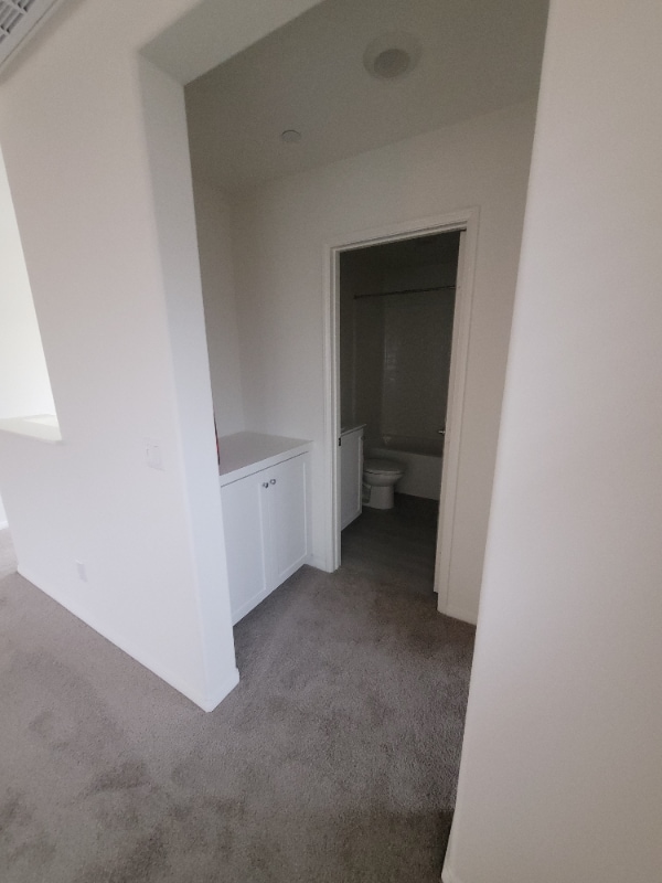 Building Photo - 28410 Pinon Ct