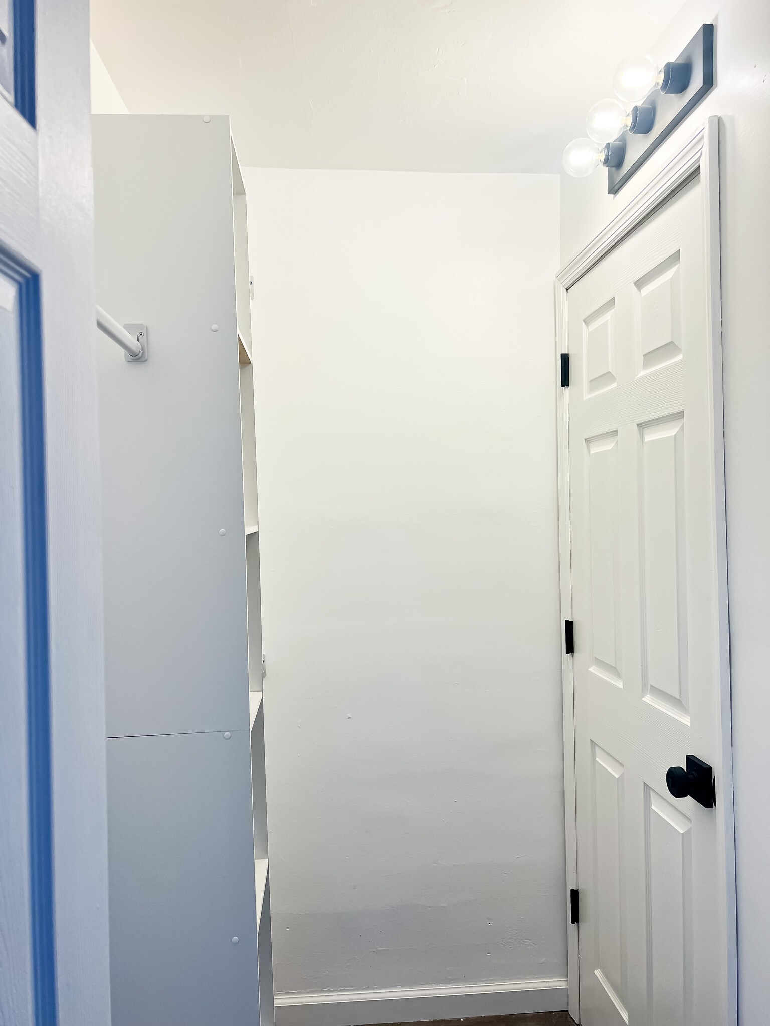 Building Photo - 239 William St