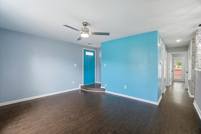 Building Photo - 5106 Radcliff Cir