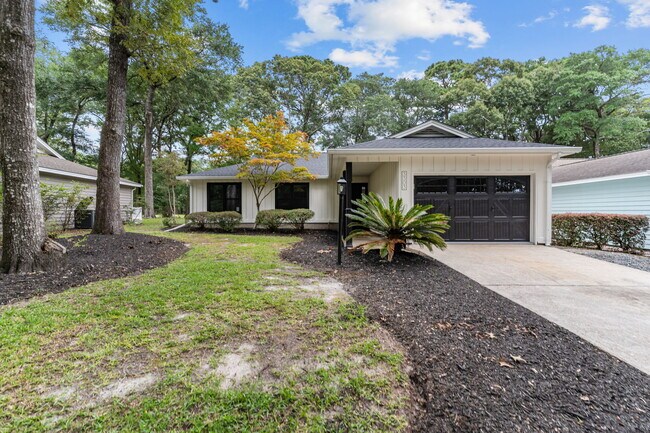 Primary Photo - 3303 Marsh View Dr
