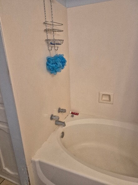 Building Photo - 152 S Foster Dr