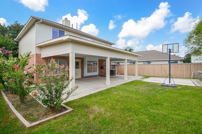 Building Photo - 20214 Sandwith Dr