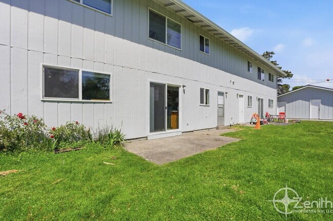 Building Photo - 166 Virginia St