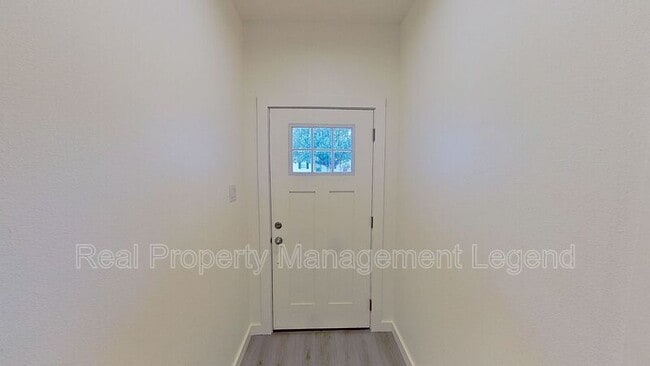 Building Photo - 1009 Dubois St